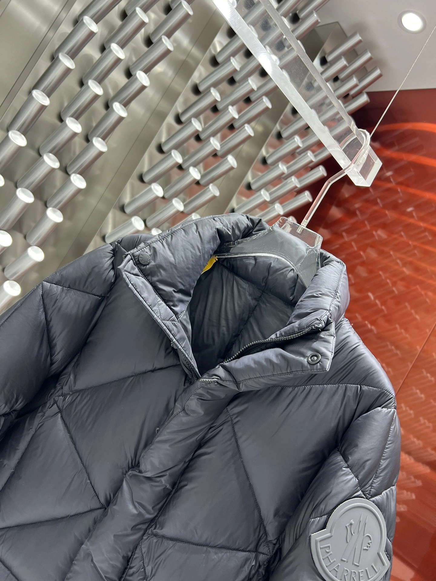 Moncler Down Jackets Unique 146190