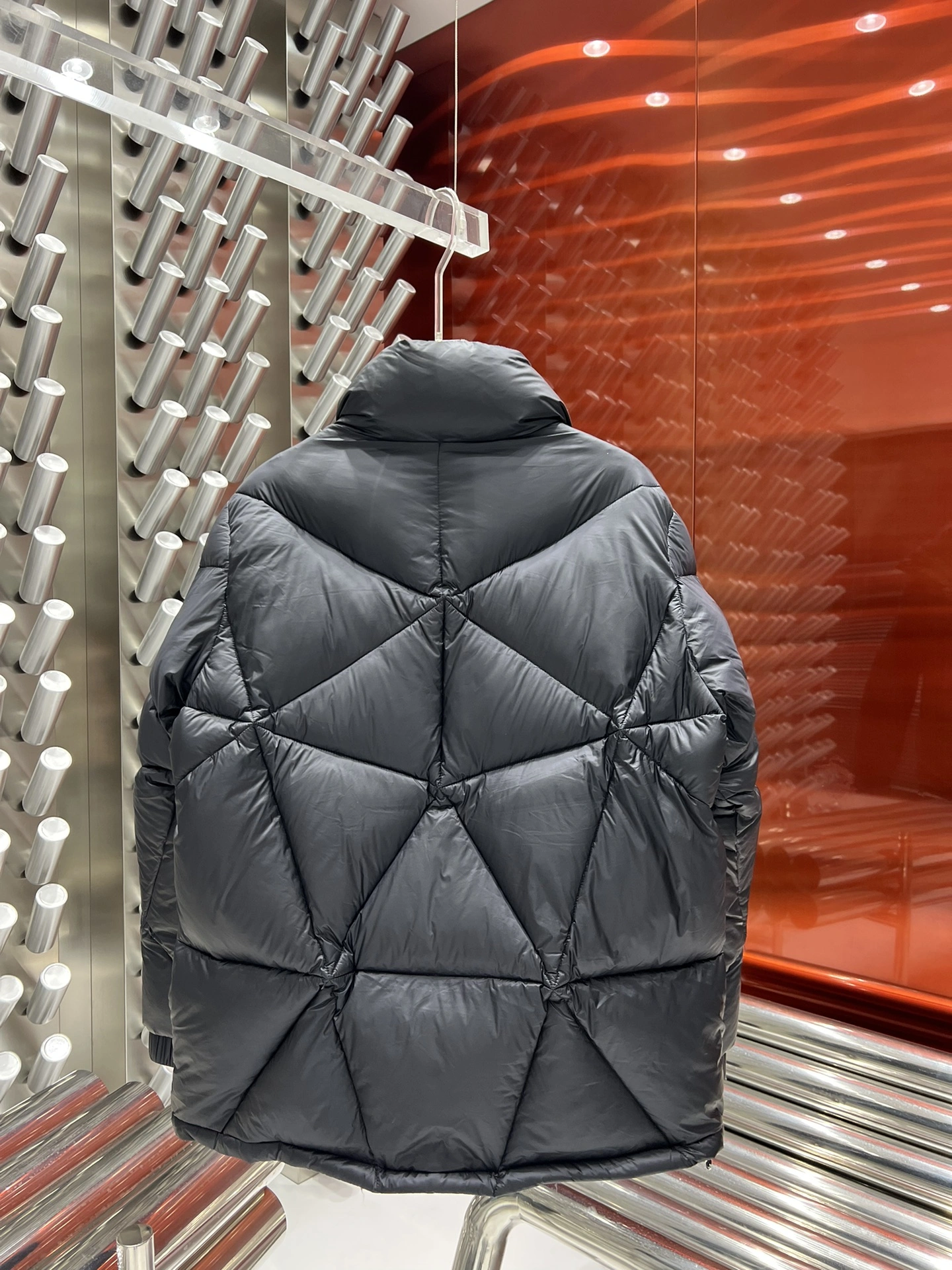 Moncler Down Jackets Unique 146190