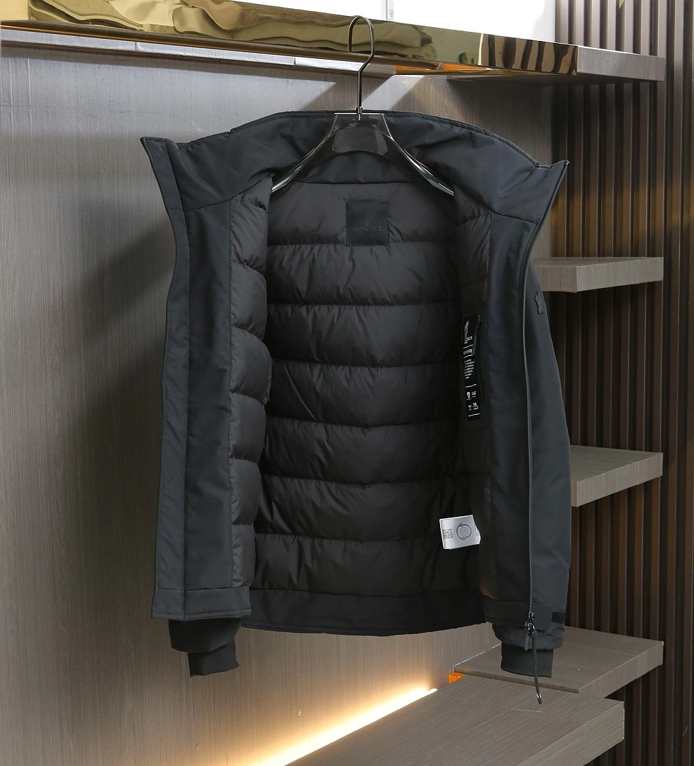 Moncler Down Jackets Refined 146187