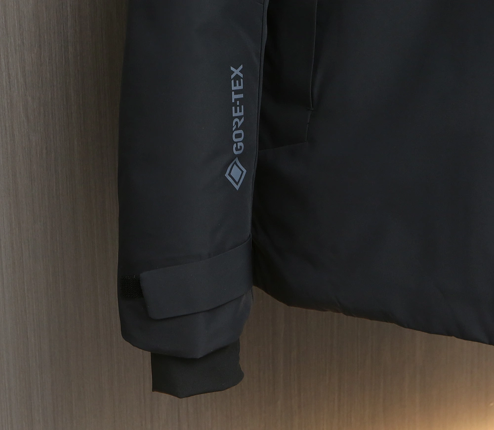 Moncler Down Jackets Refined 146187