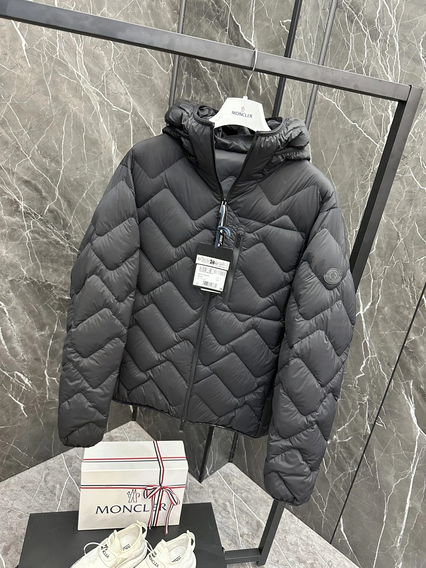 Moncler Down Jackets Lightweight 146178