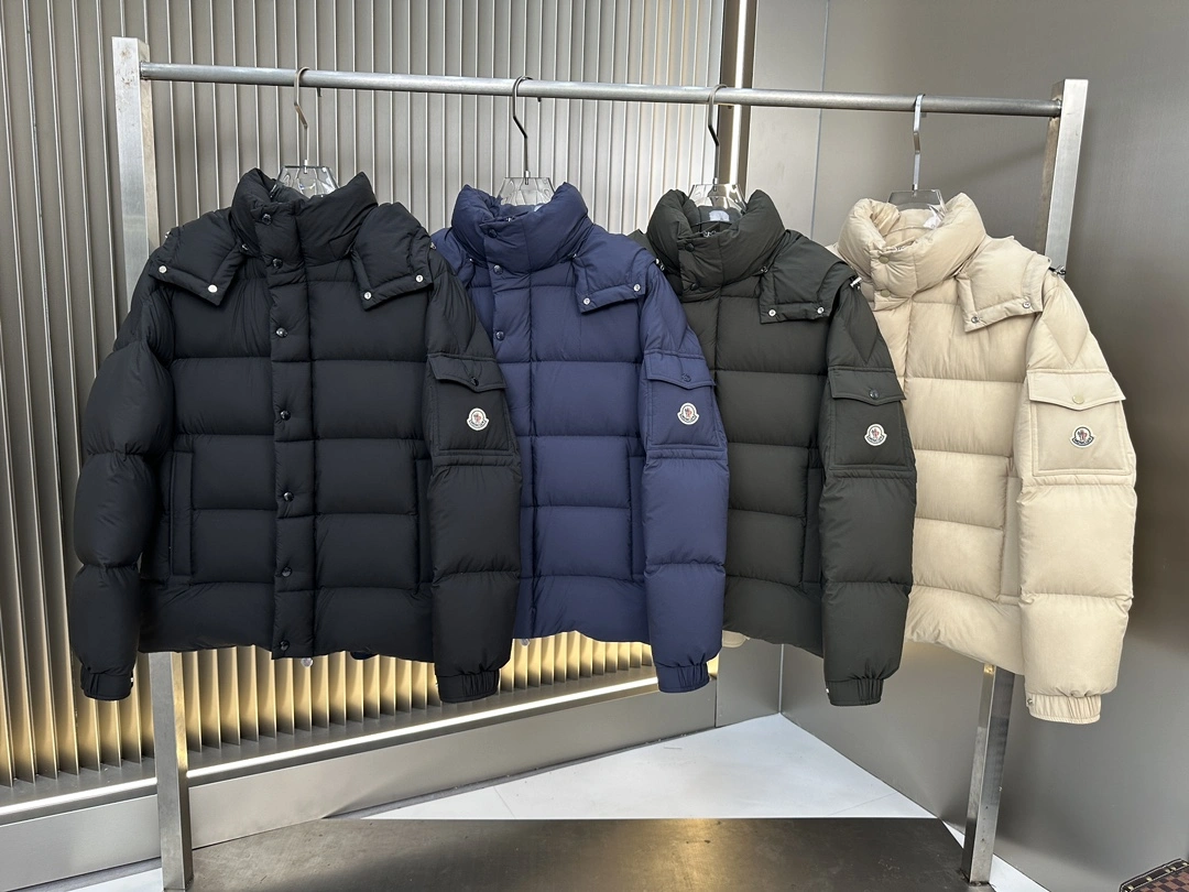 TravelReady Moncler Down Jackets 146180