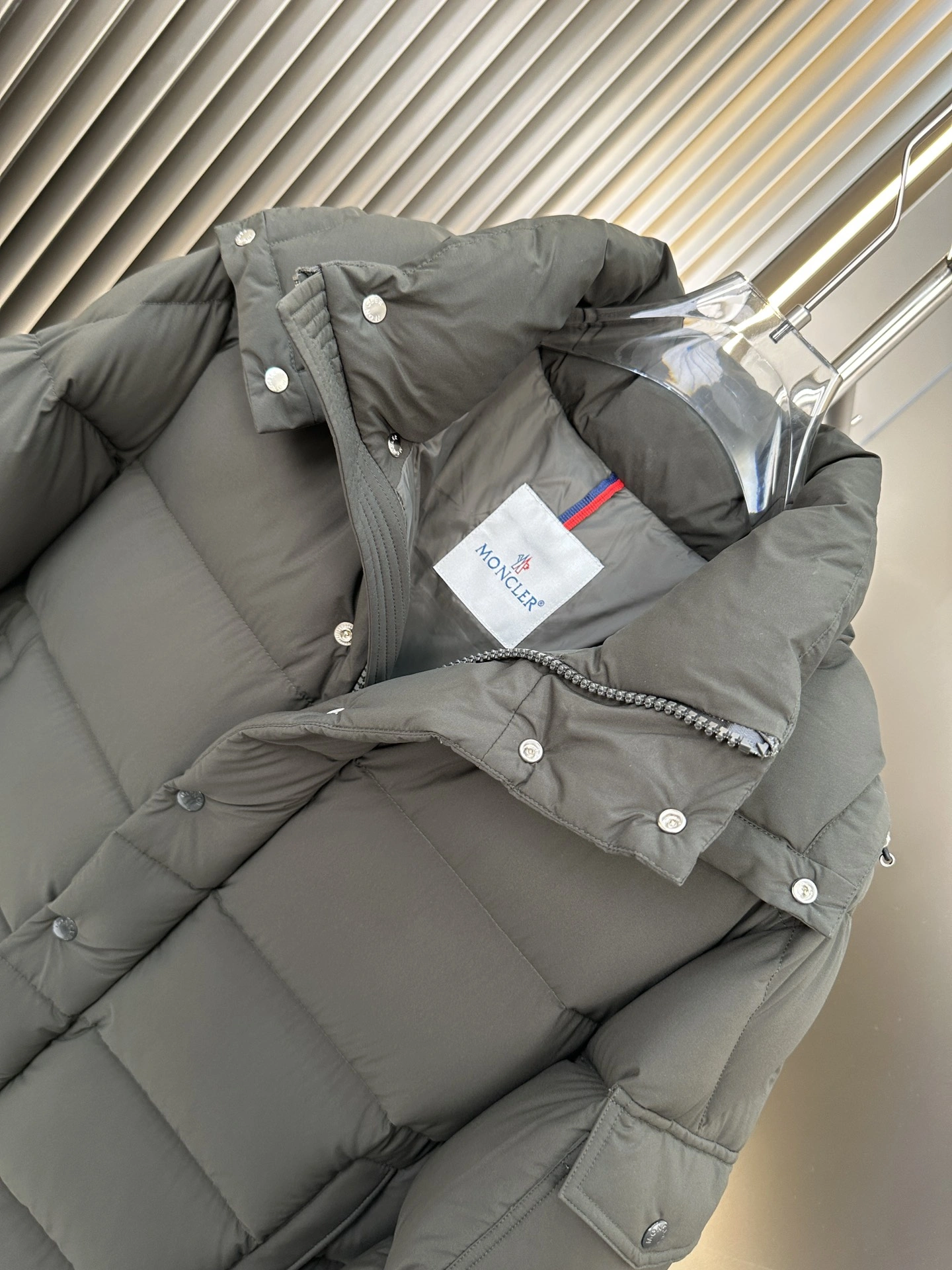 TravelReady Moncler Down Jackets 146180