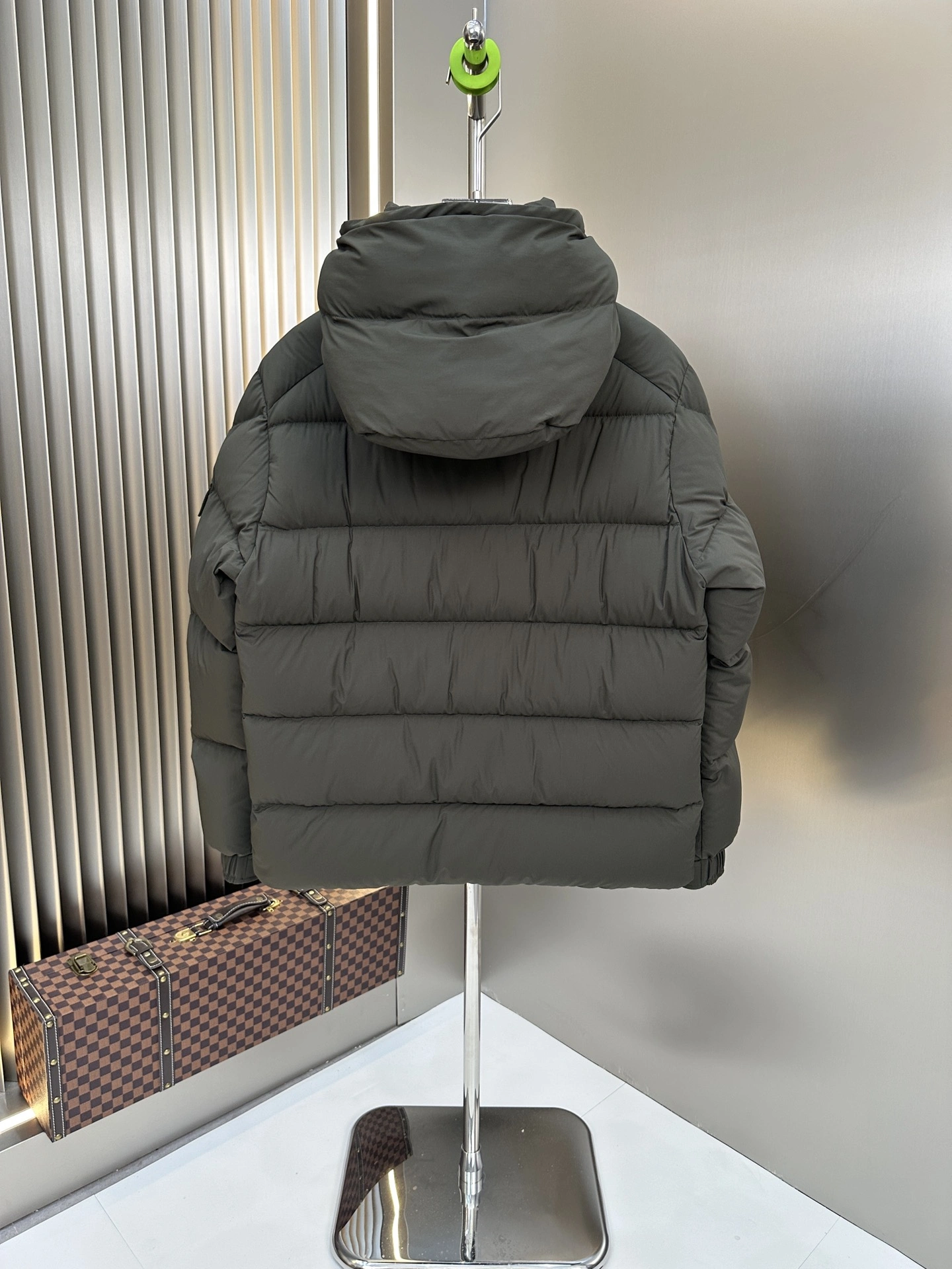 TravelReady Moncler Down Jackets 146180