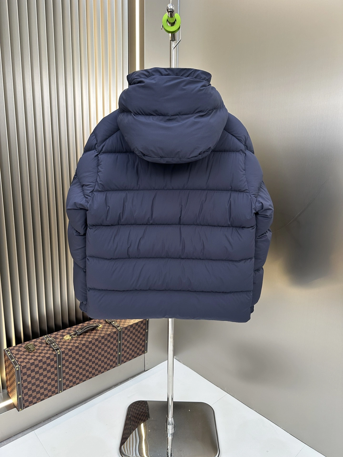 Moncler Down Jackets Neat 146174