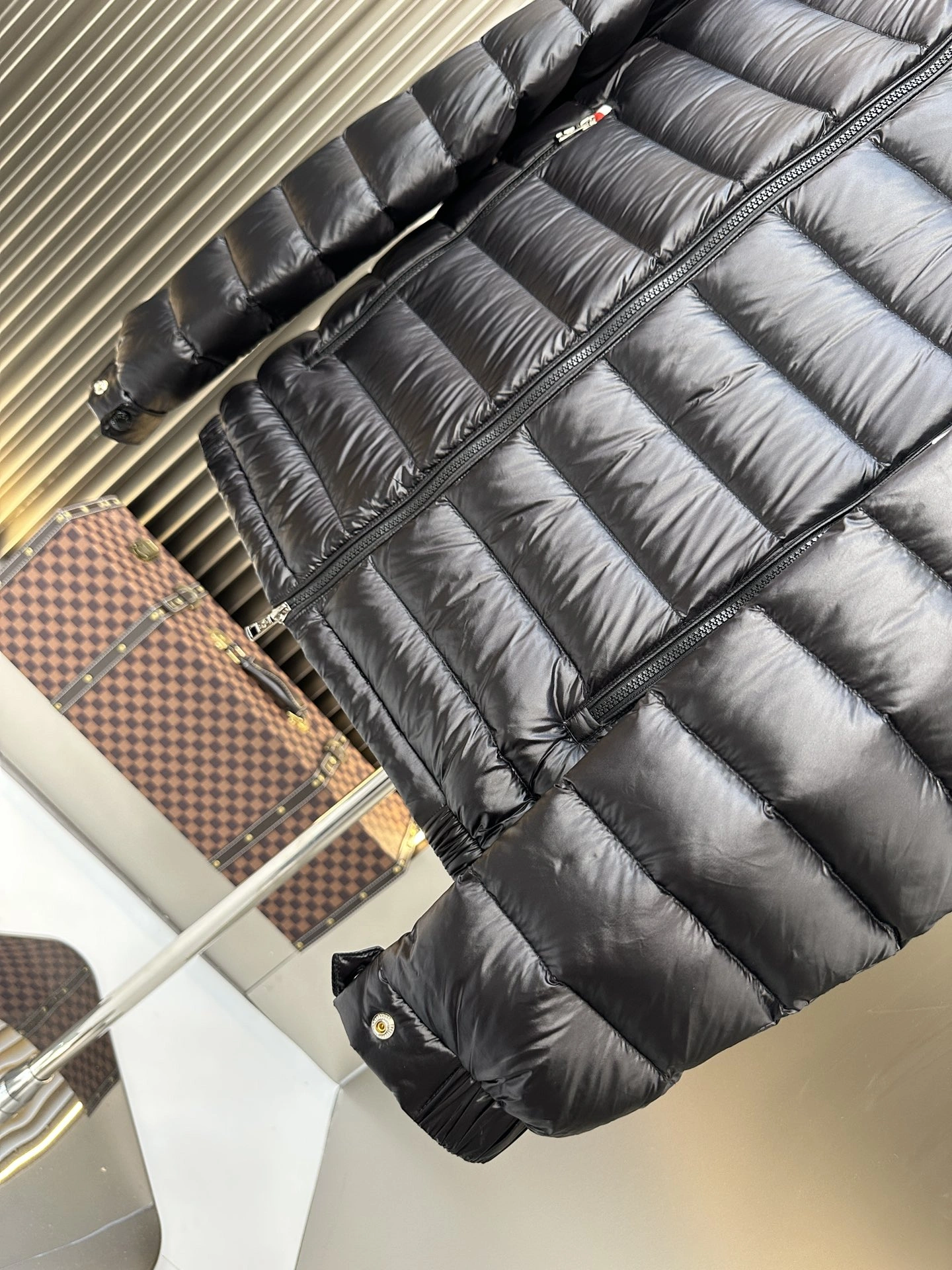 Moncler Down Jackets Tailored 146184
