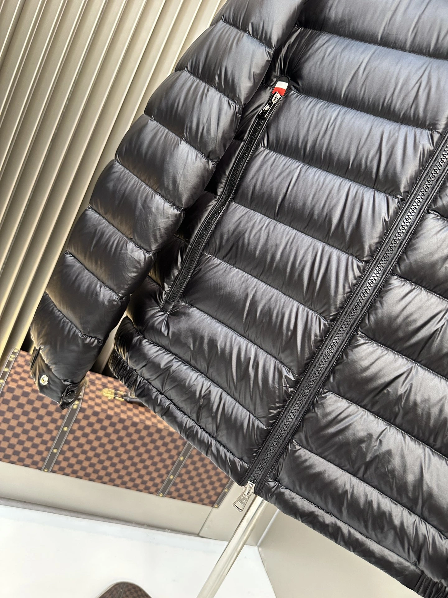 Moncler Down Jackets Tailored 146184