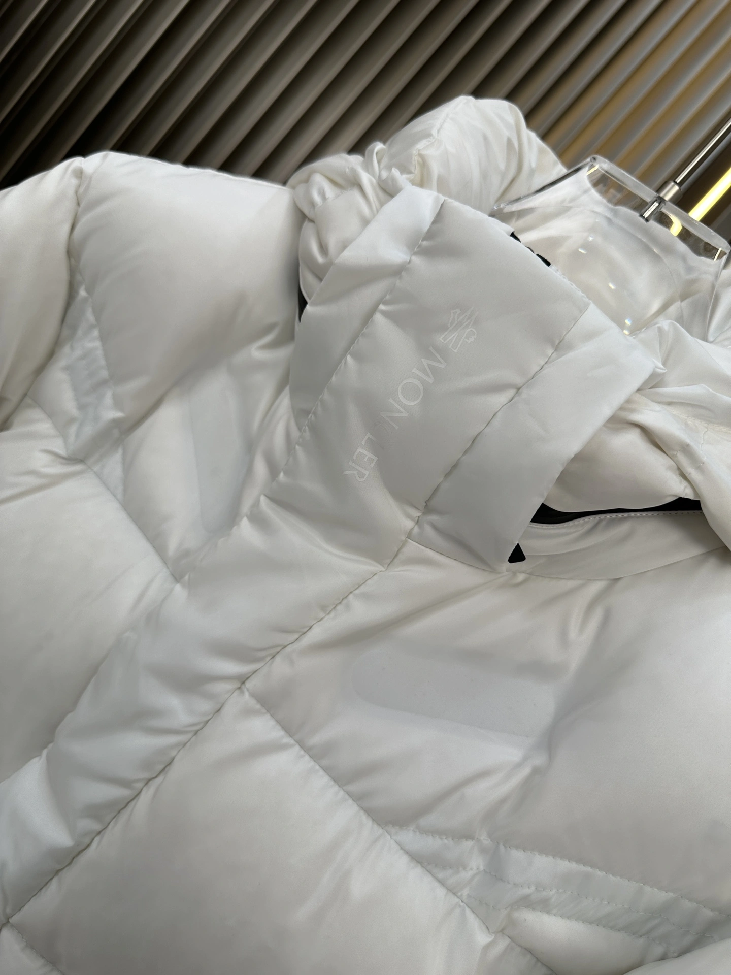 GoAnywhere Moncler Down Jackets 146182