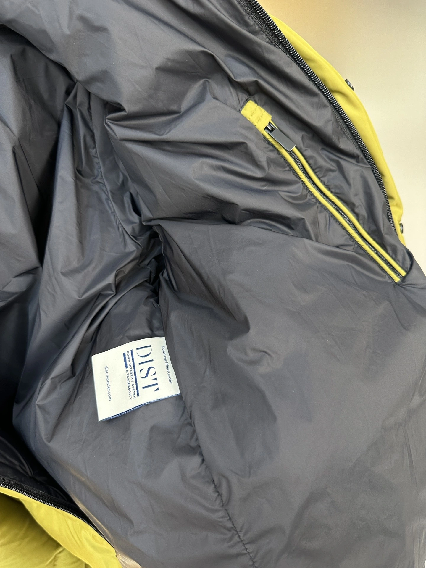 Moncler Down Jackets Functional 146169