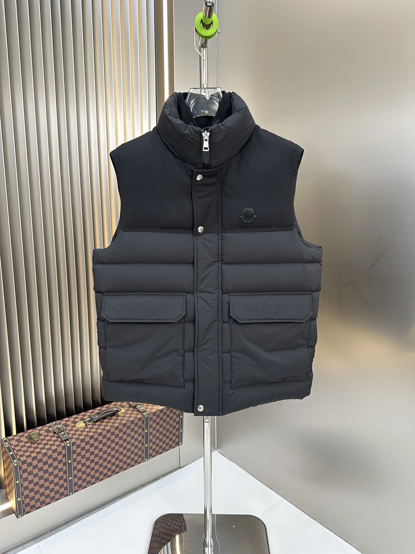 StreetReady Moncler Down Jackets 146160