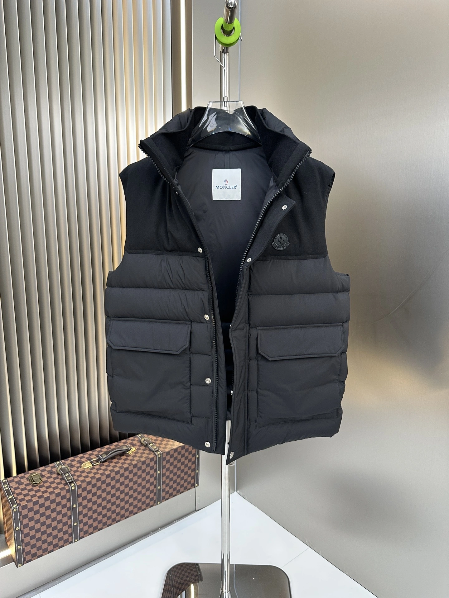 StreetReady Moncler Down Jackets 146160