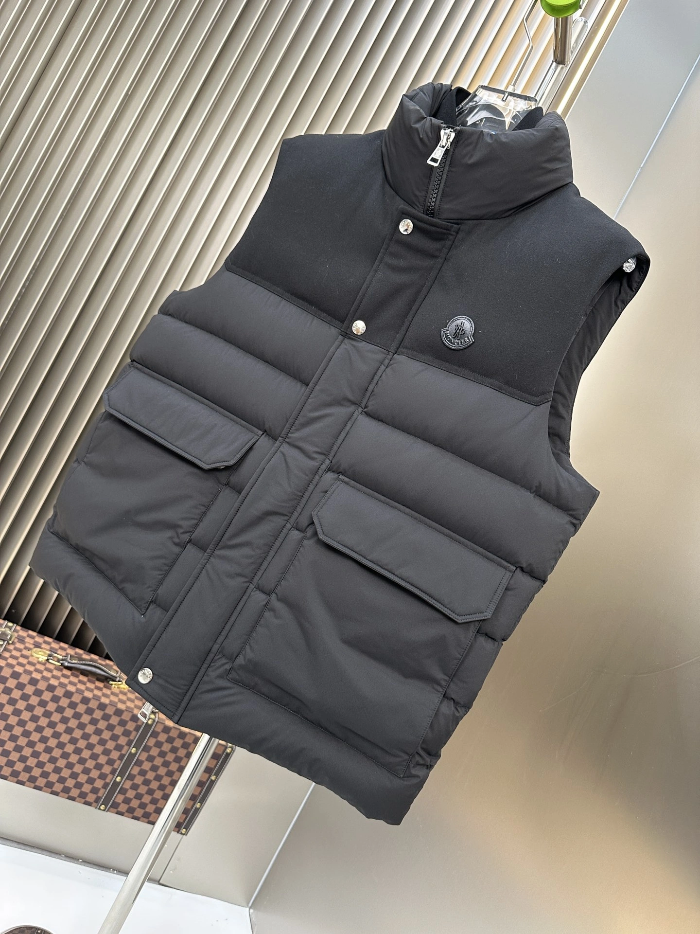 StreetReady Moncler Down Jackets 146160
