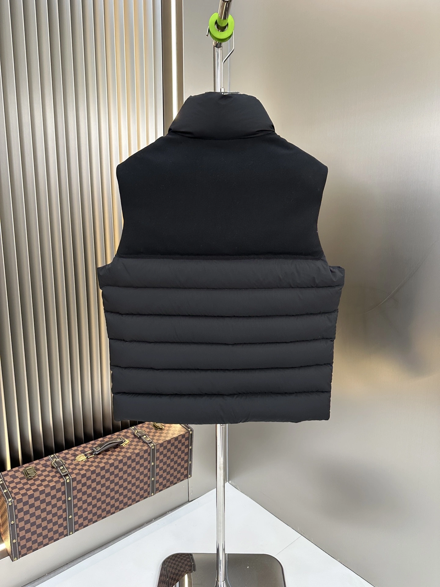 StreetReady Moncler Down Jackets 146160