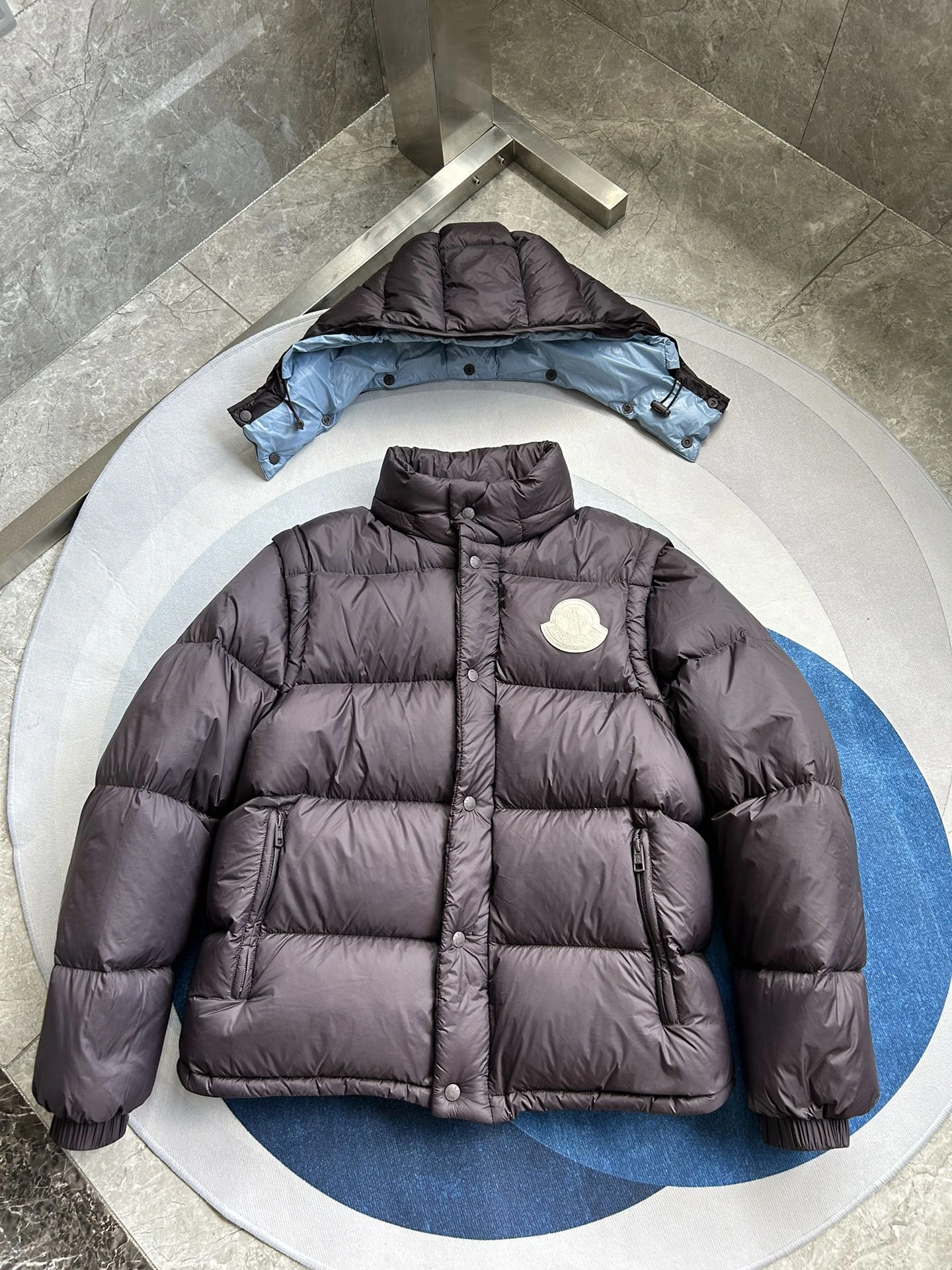 Moncler Down Jackets ComfortFit 146172