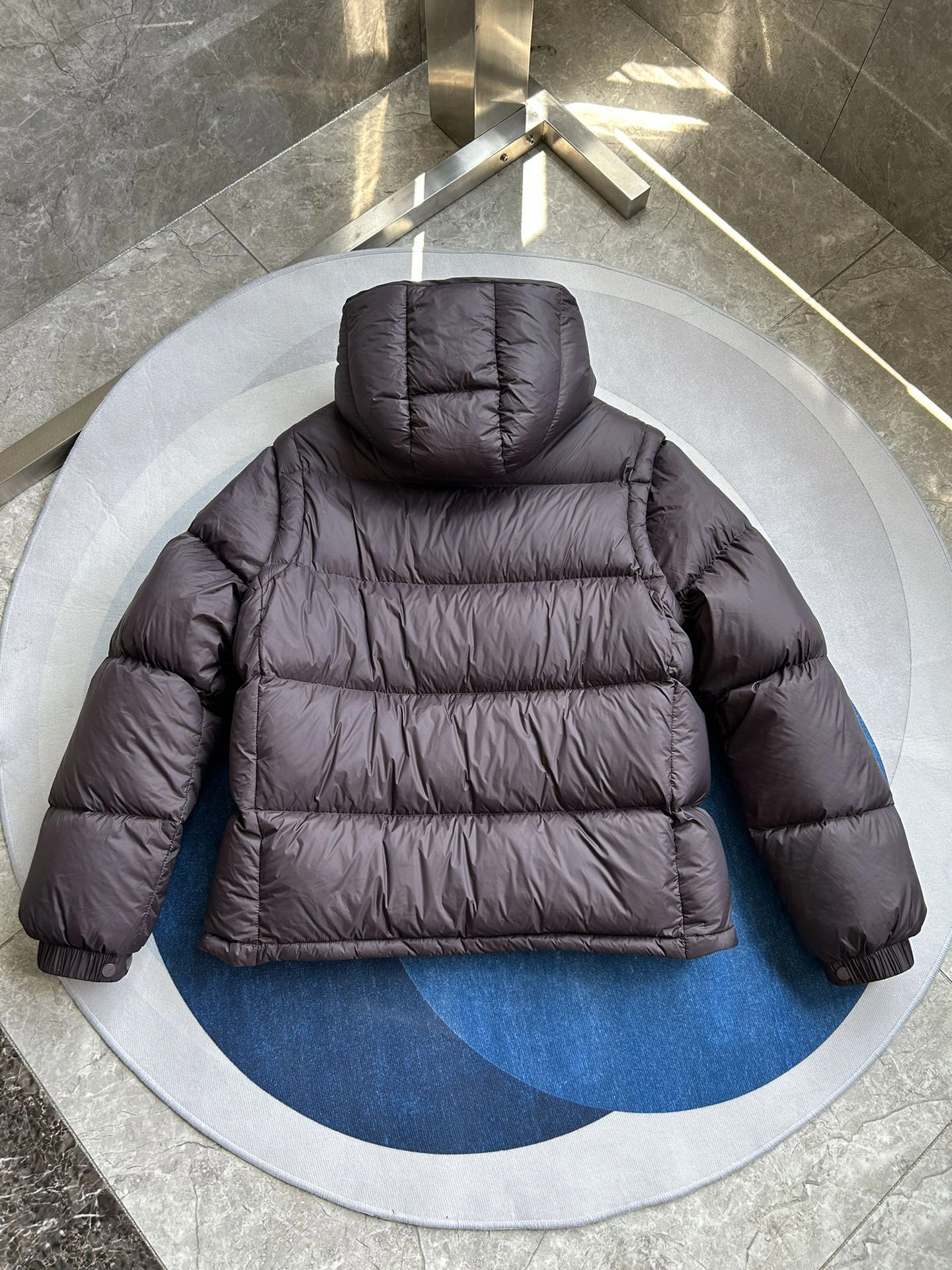 Moncler Down Jackets ComfortFit 146172