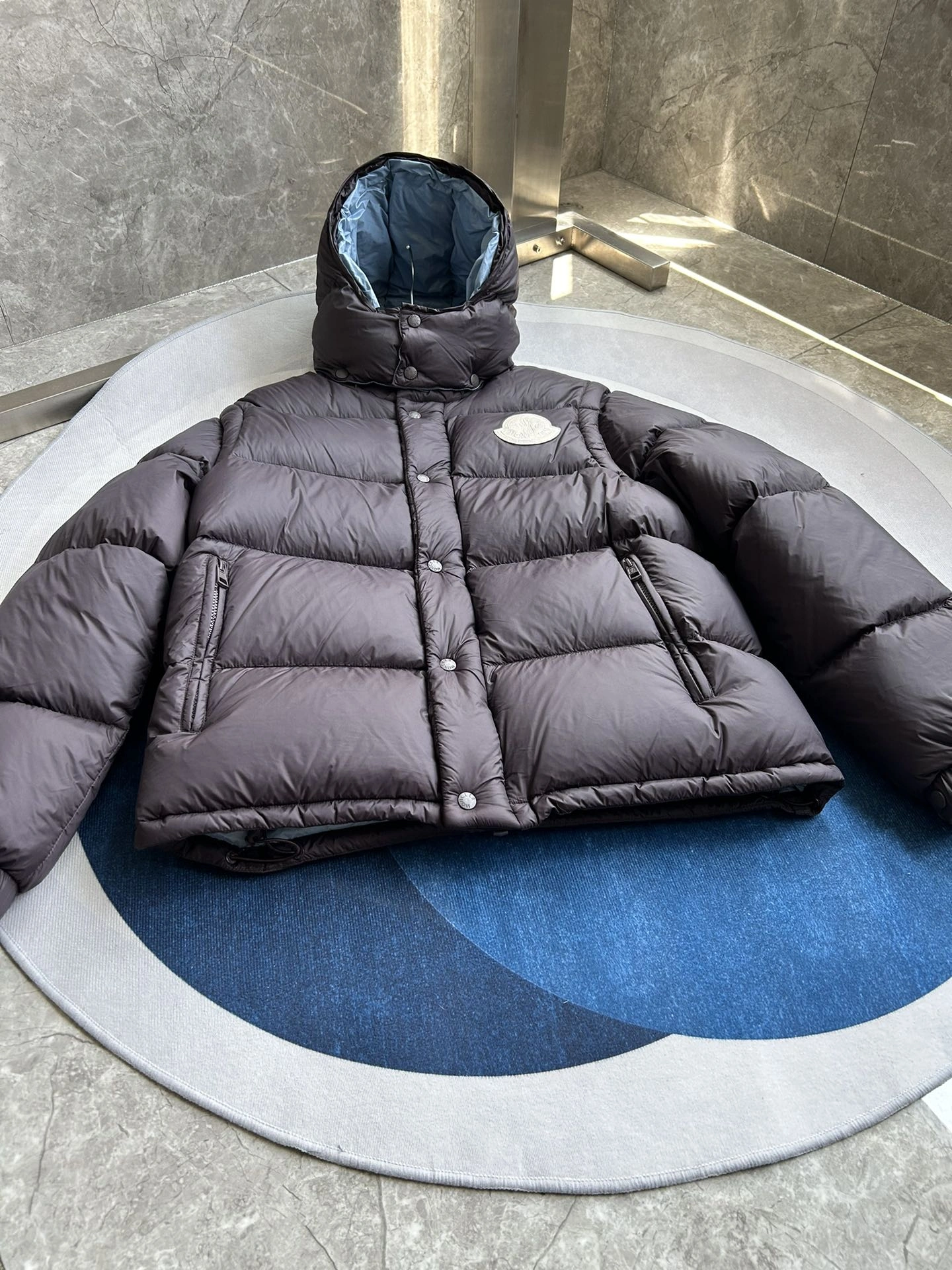 Moncler Down Jackets ComfortFit 146172