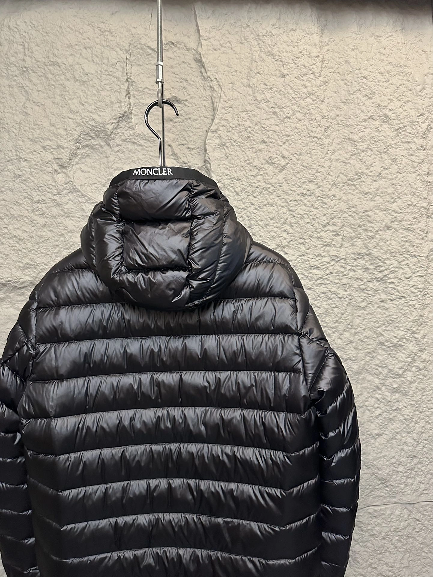 Moncler Down Jackets RelaxedFit 146156