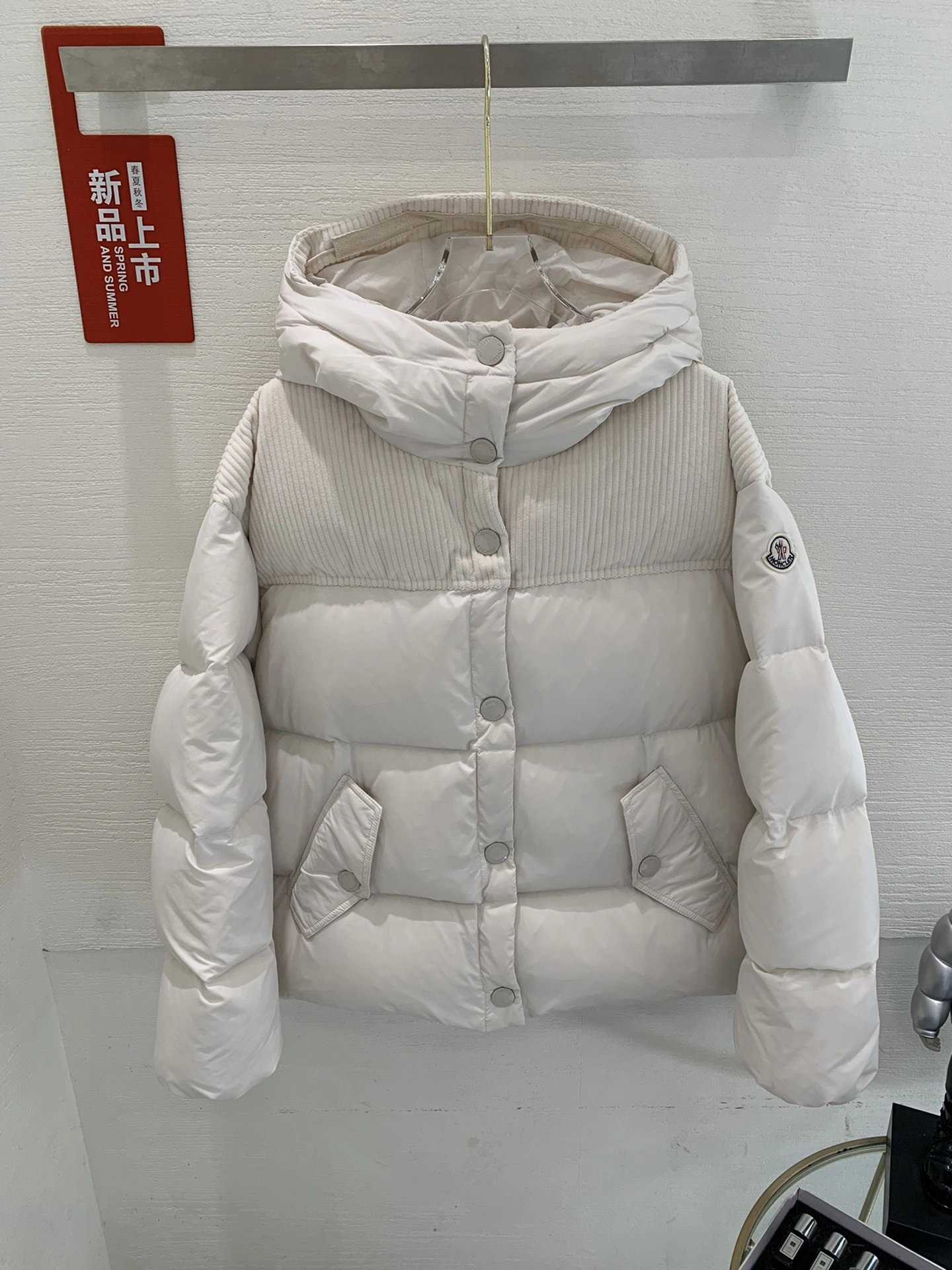 NewStyle Moncler Down Jackets 146158