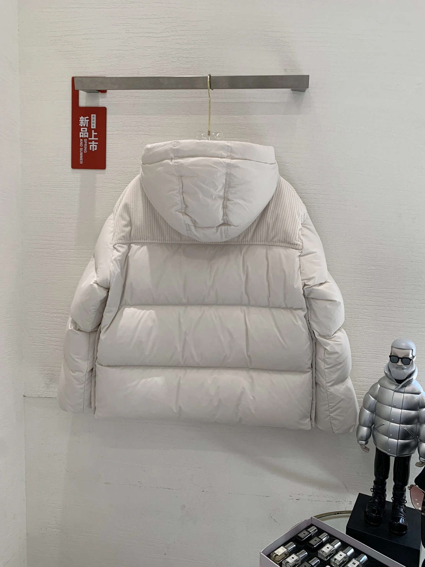 NewStyle Moncler Down Jackets 146158