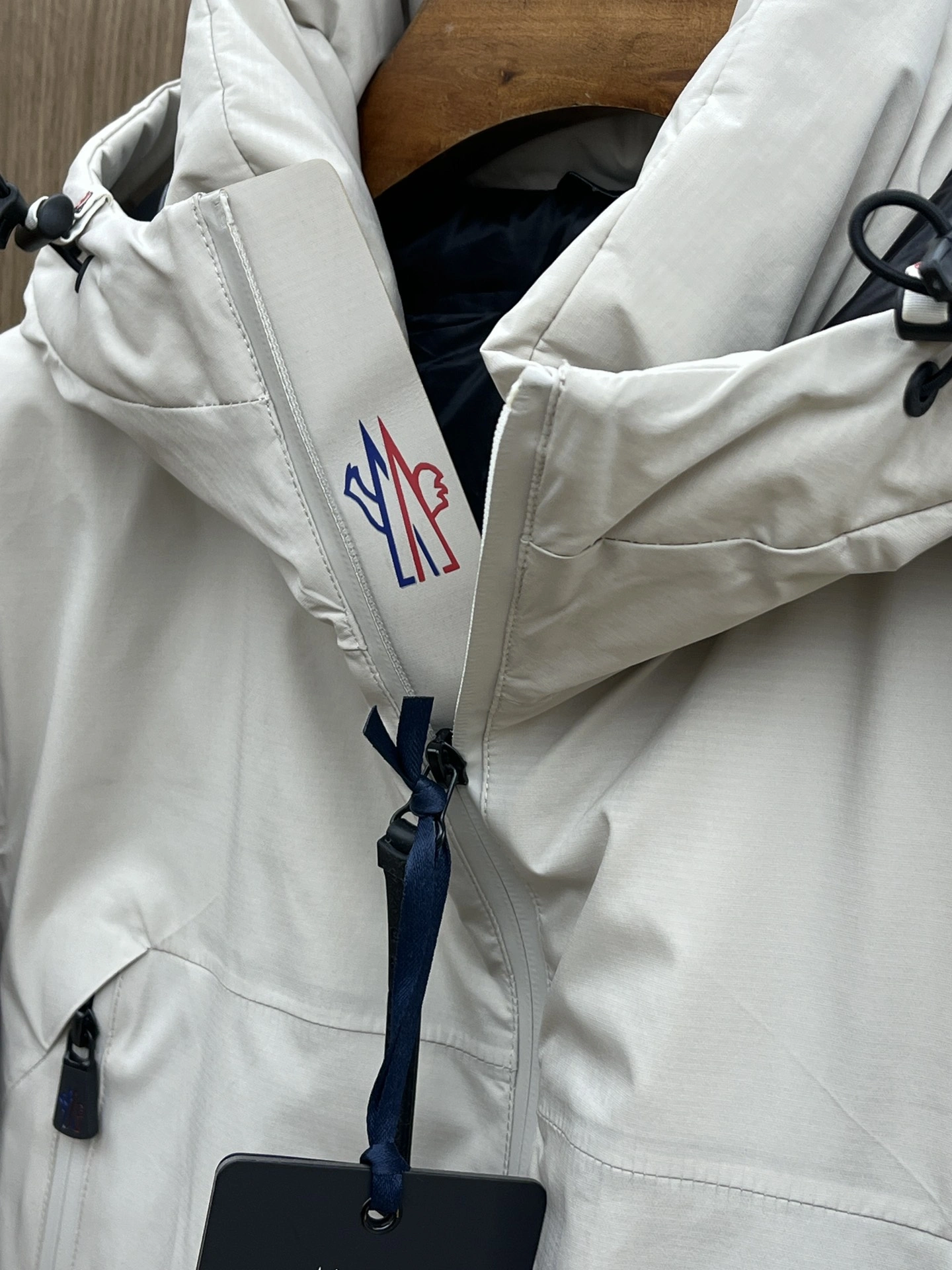 HighQuality Moncler Down Jackets 146161