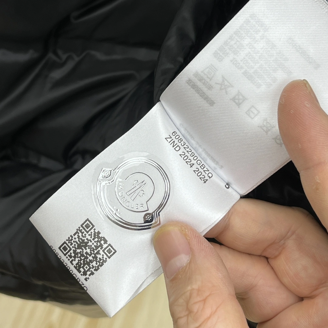 HighQuality Moncler Down Jackets 146161