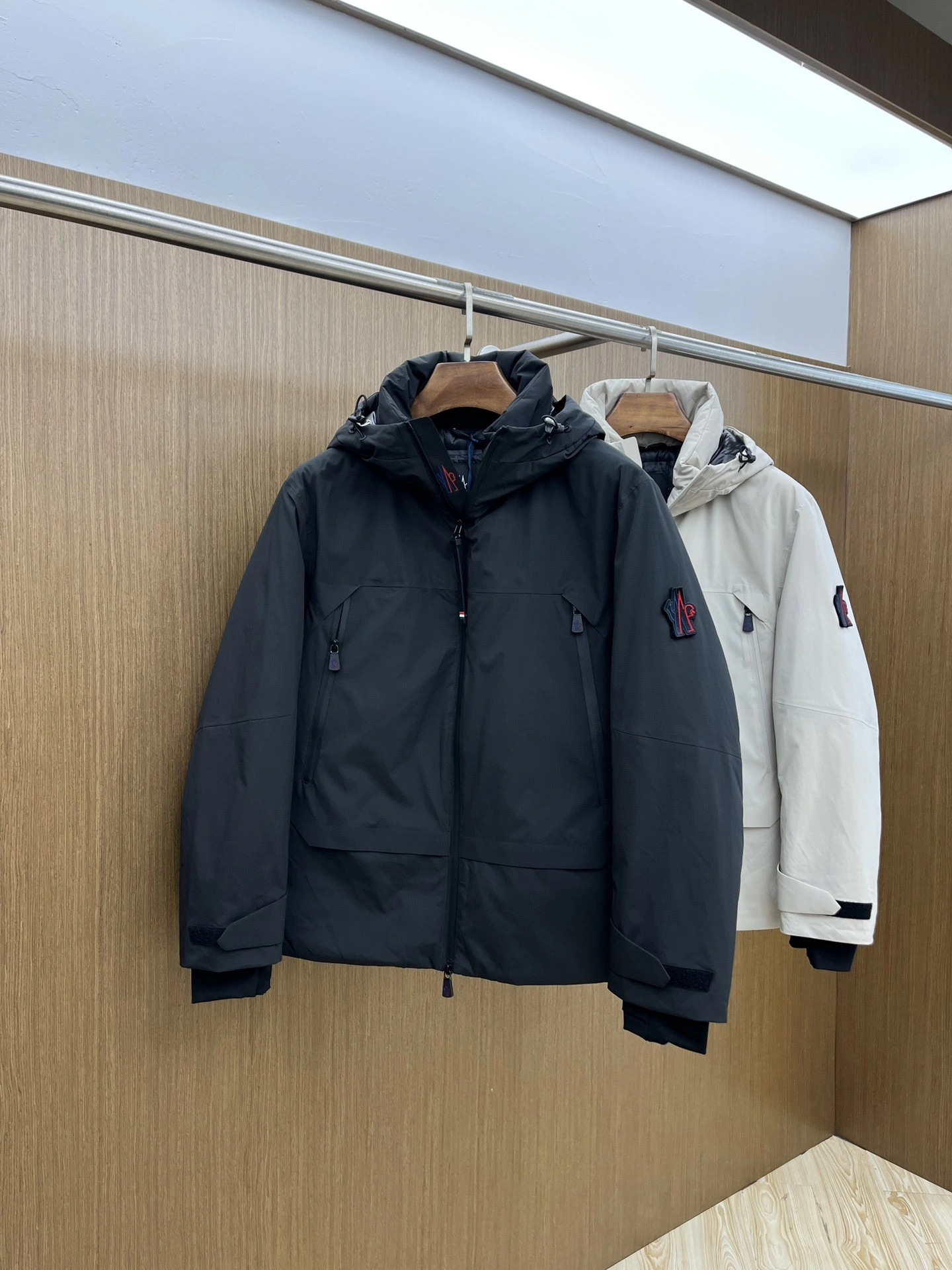 BestValue Moncler Down Jackets 146155