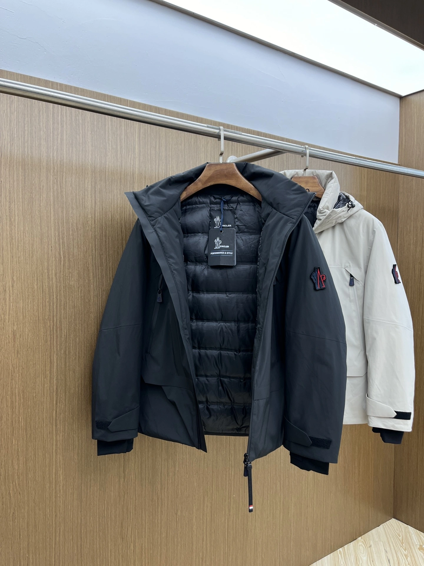 BestValue Moncler Down Jackets 146155