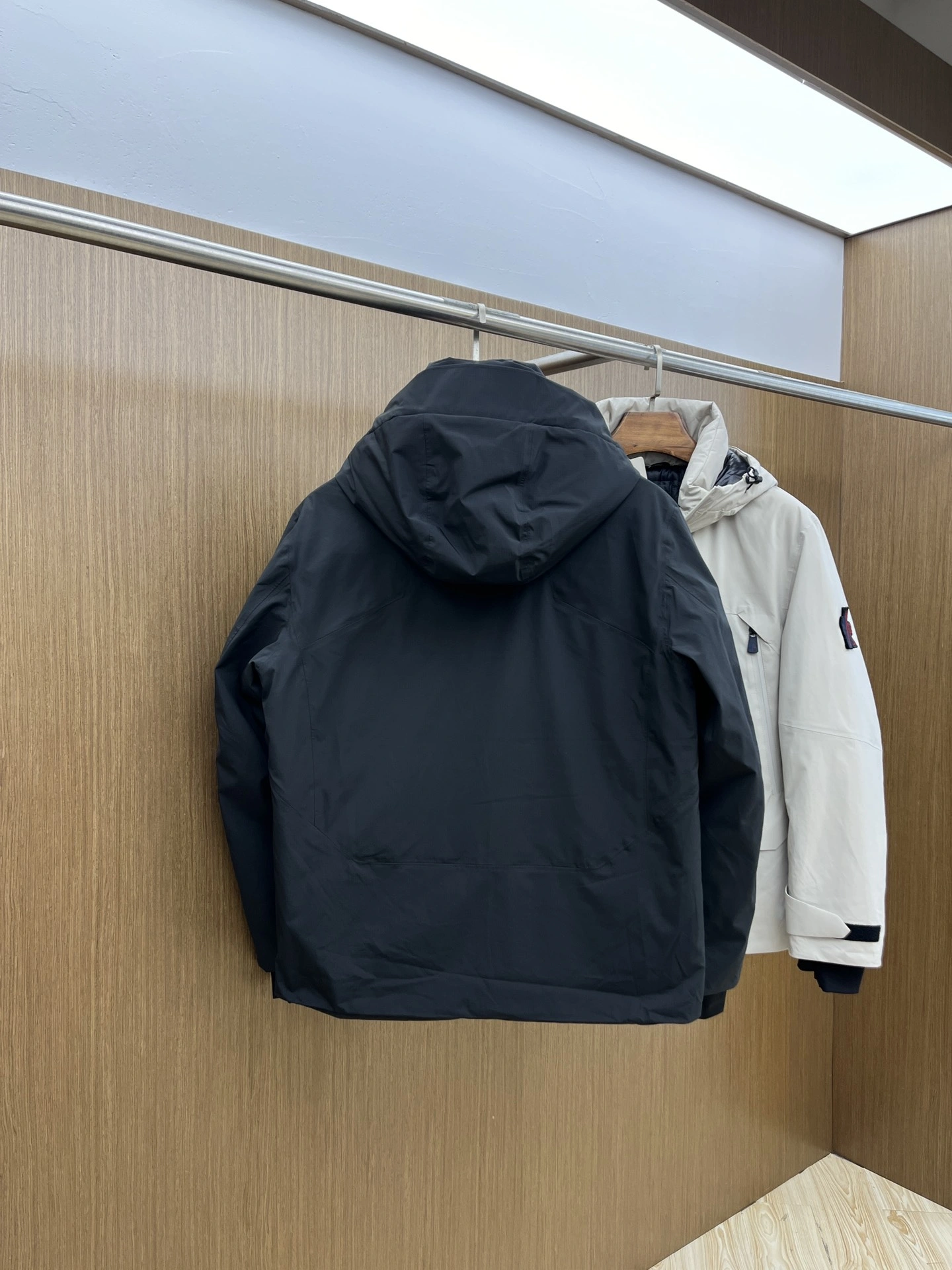 BestValue Moncler Down Jackets 146155