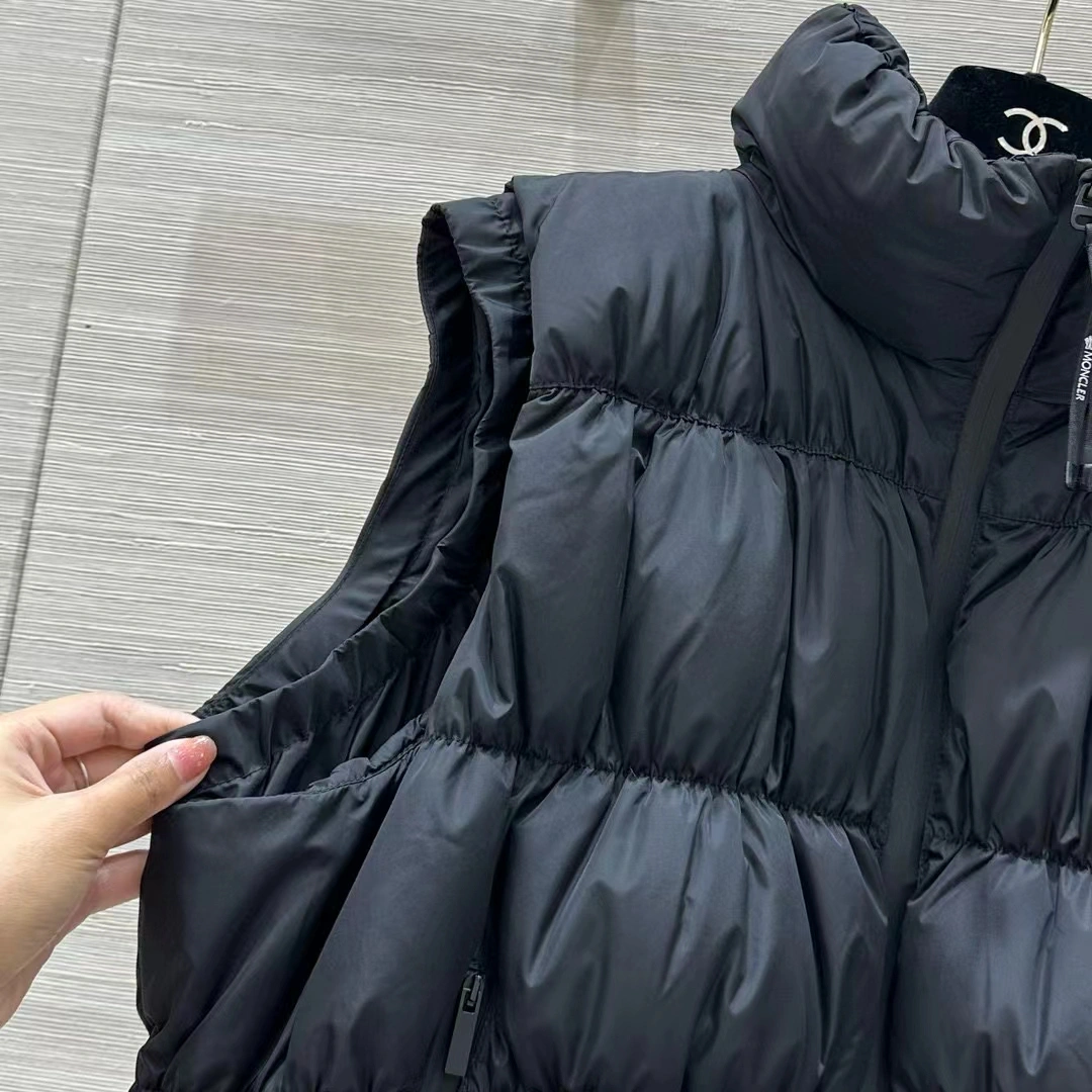 Affordable Moncler Down Jackets 146154