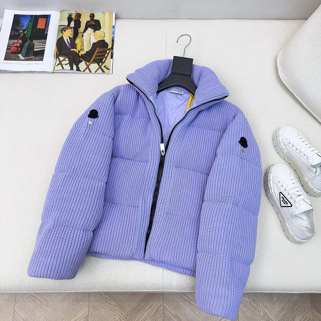 ModernLook Moncler Down Jackets 146152