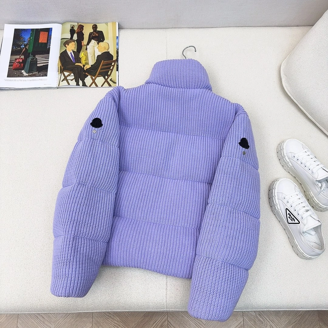 ModernLook Moncler Down Jackets 146152