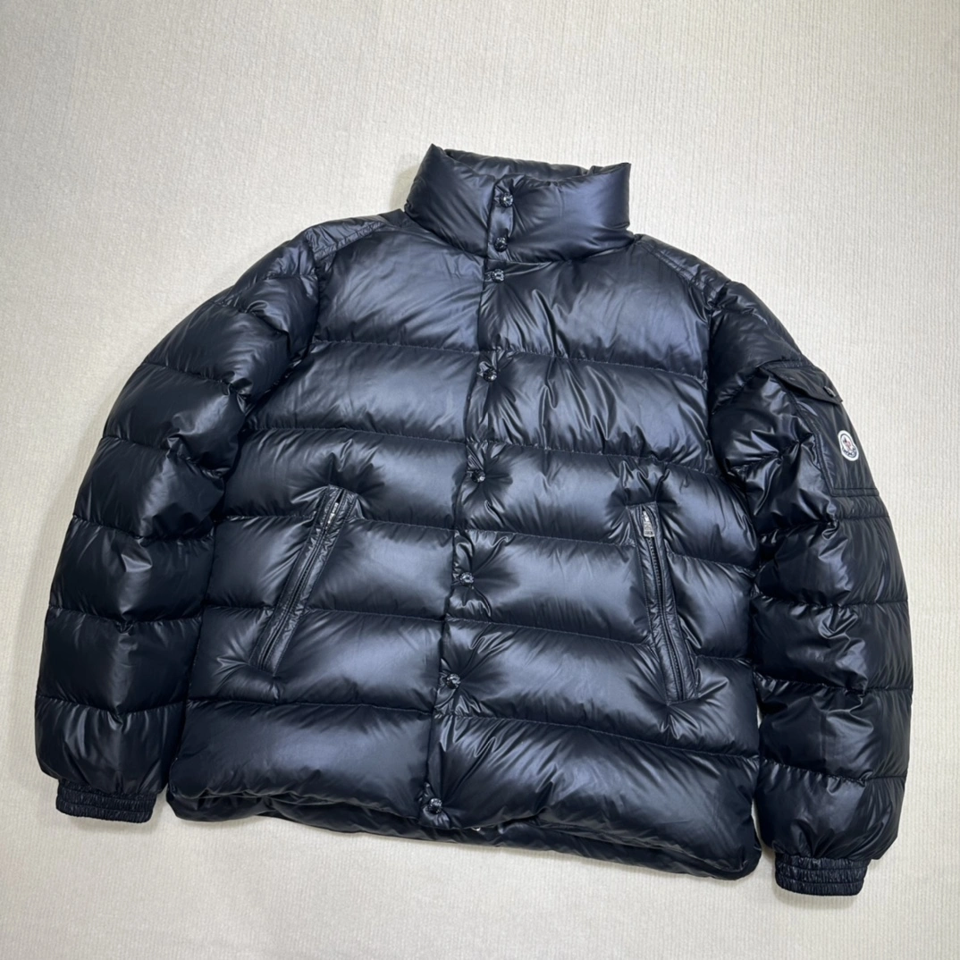 Moncler Down Jackets Popular 146150