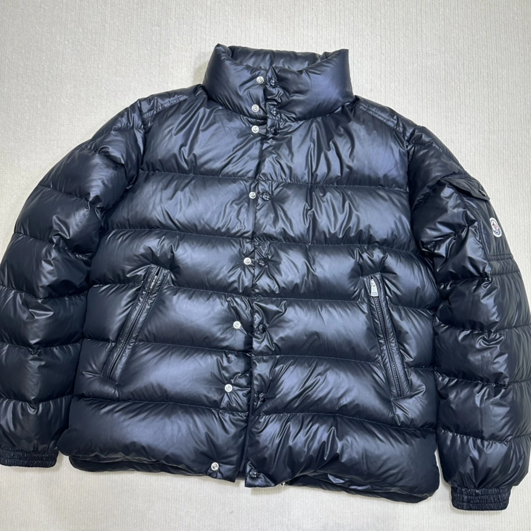 Moncler Down Jackets Popular 146150