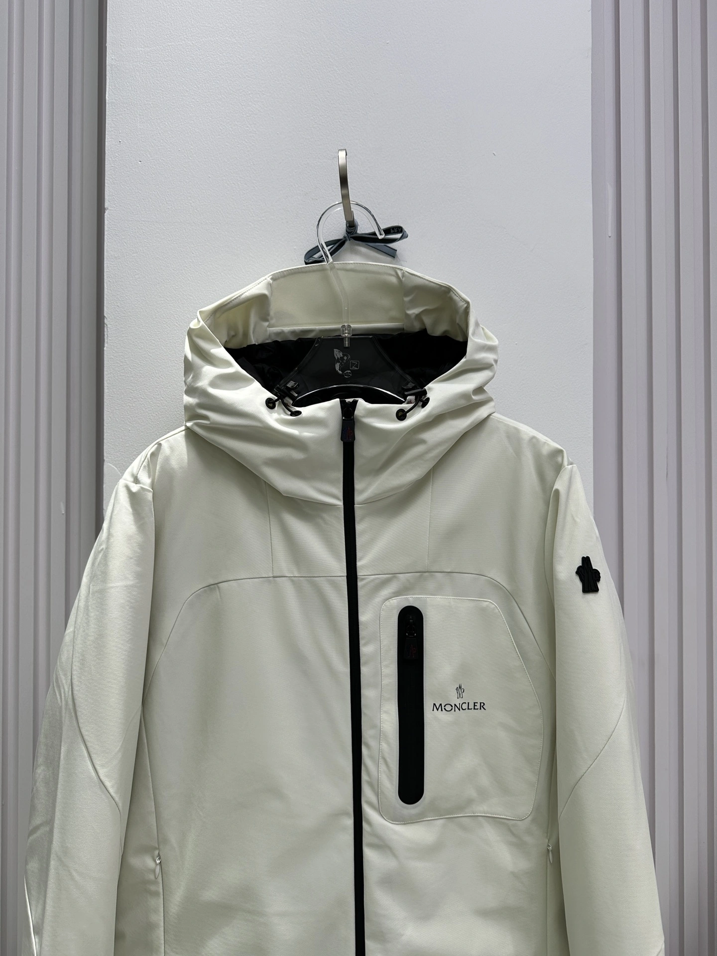 Moncler Down Jackets Effortless 146148