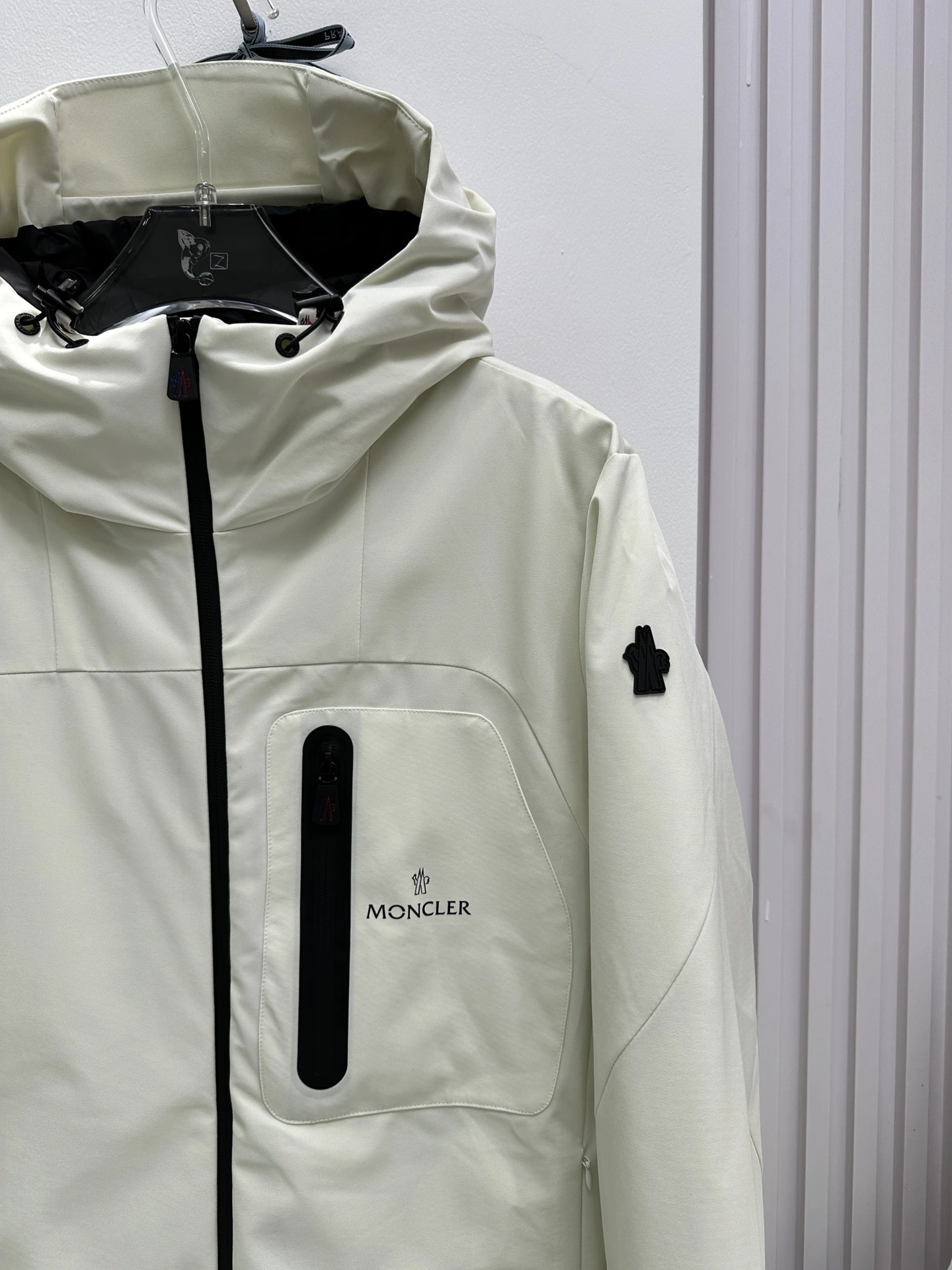 Moncler Down Jackets Effortless 146148