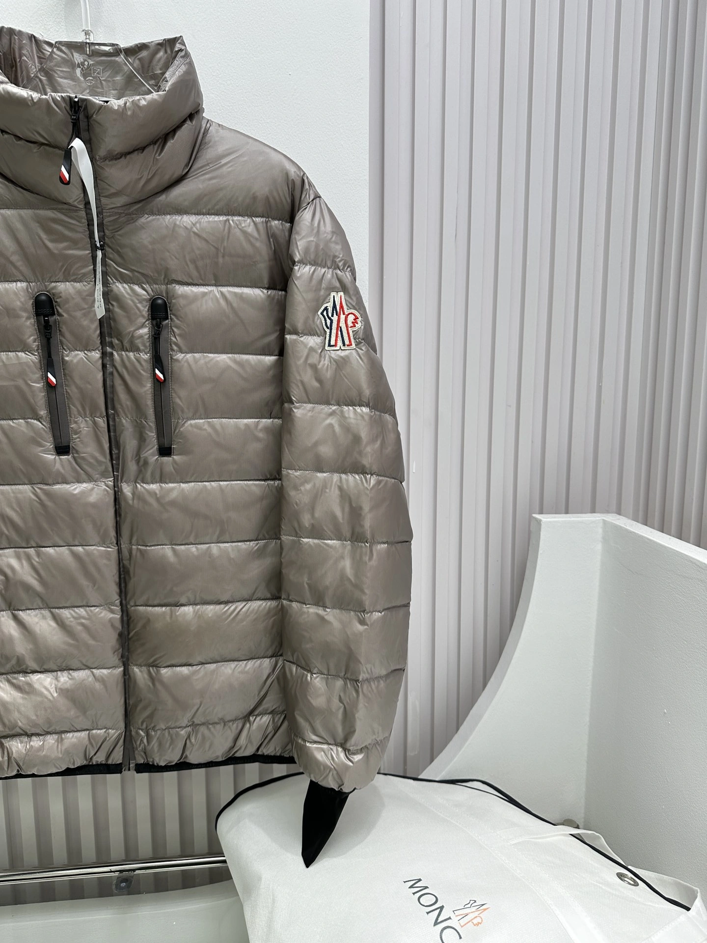 Trendsetting Moncler Down Jackets 146146