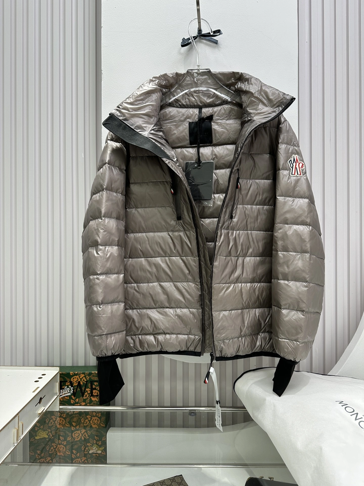 Trendsetting Moncler Down Jackets 146146
