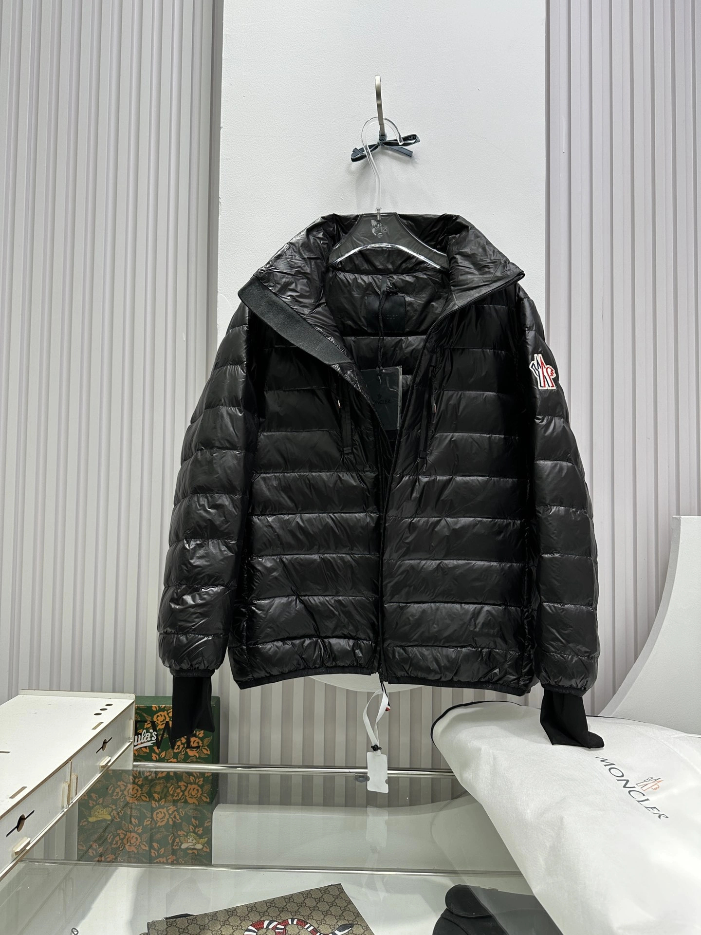 Moncler Down Jackets WaterResistant 146143