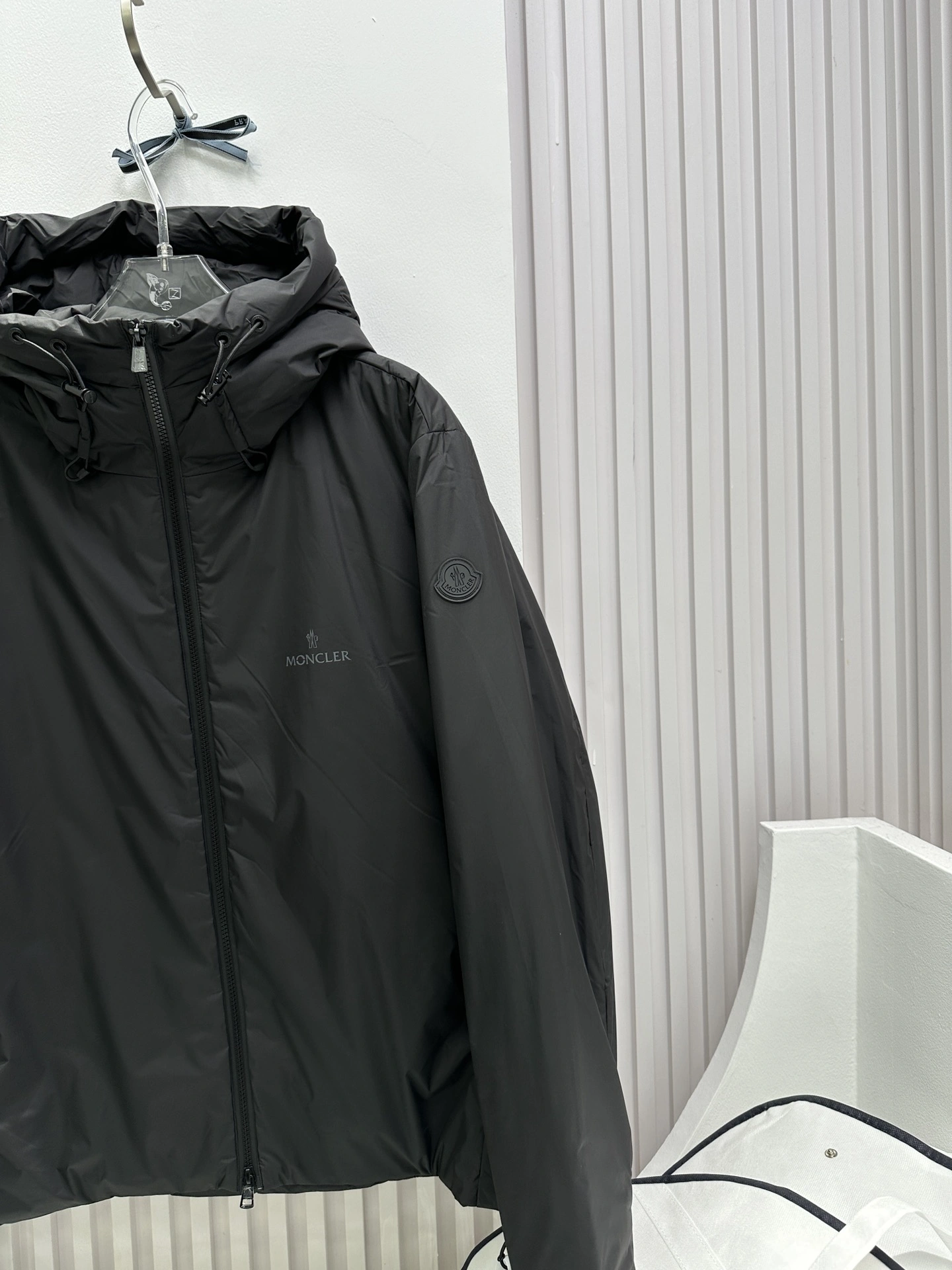 Popular Moncler Down Jackets 146140