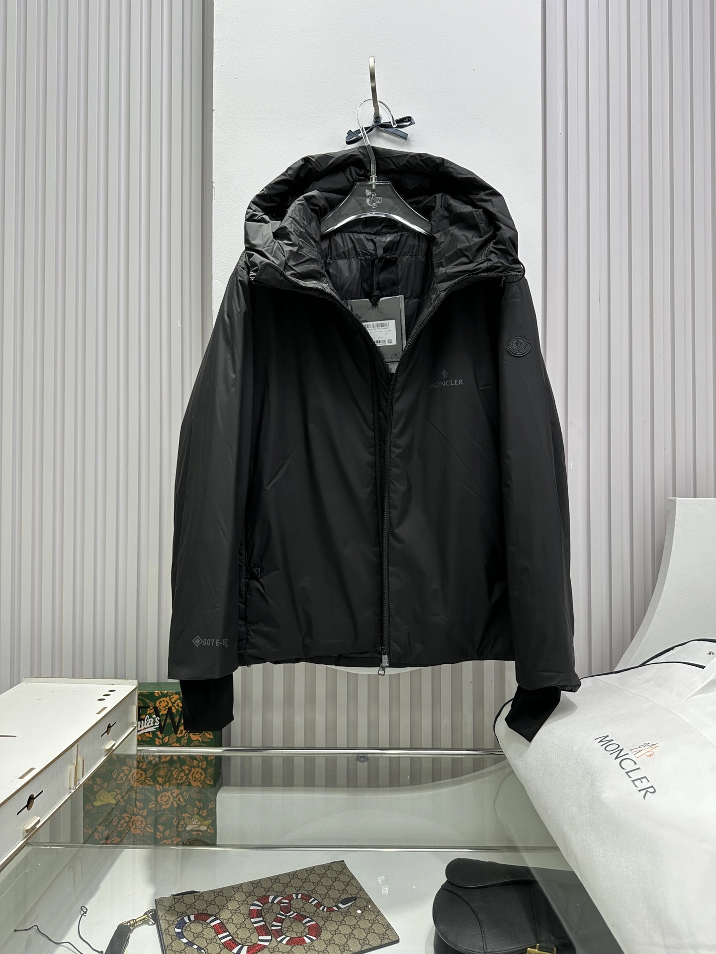 Popular Moncler Down Jackets 146140