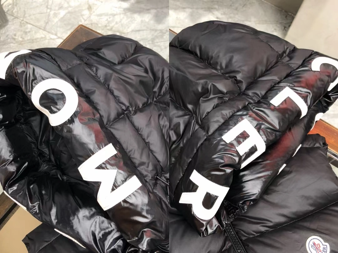Moncler Down Jackets Bright 146120