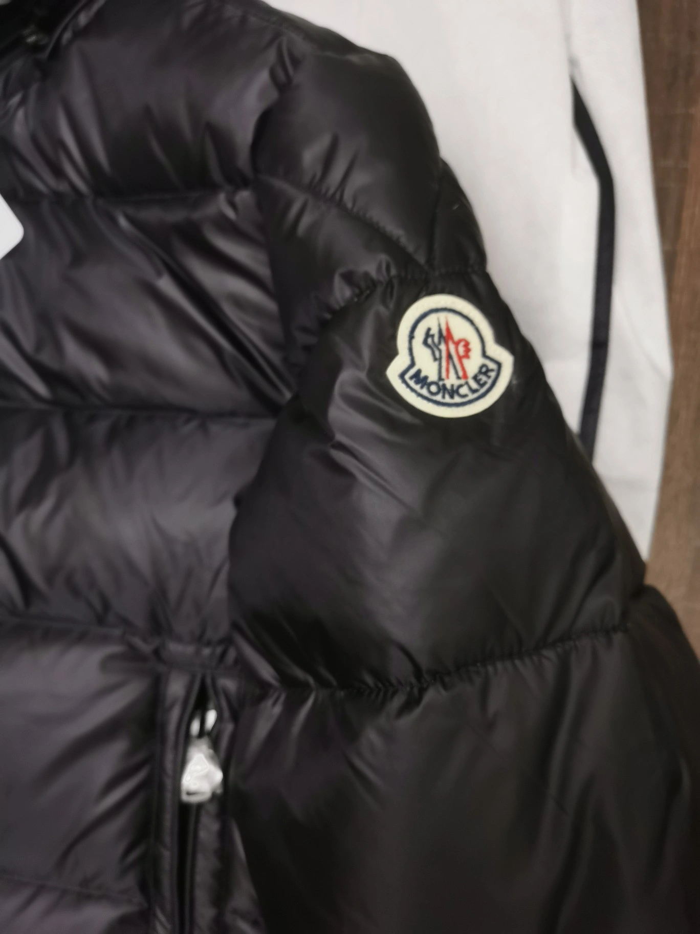 Moncler Down Jackets Attractive 146128