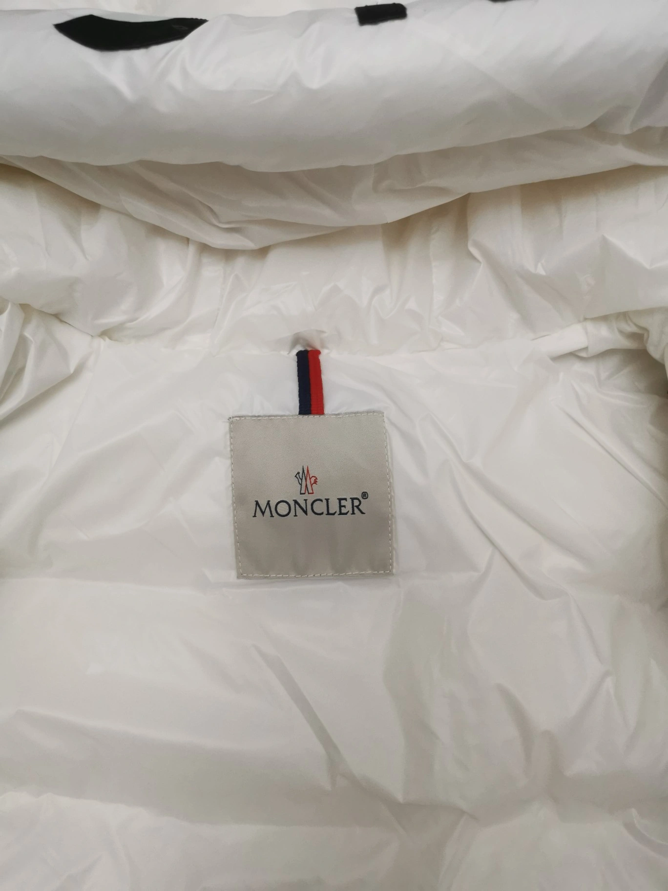 Moncler Down Jackets Reliable 146117
