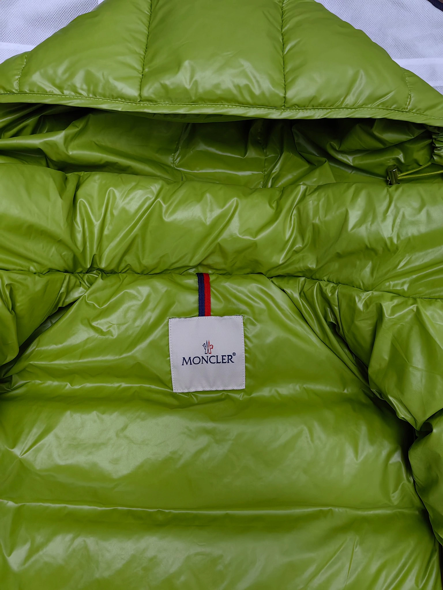 TopPick Moncler Down Jackets 146124
