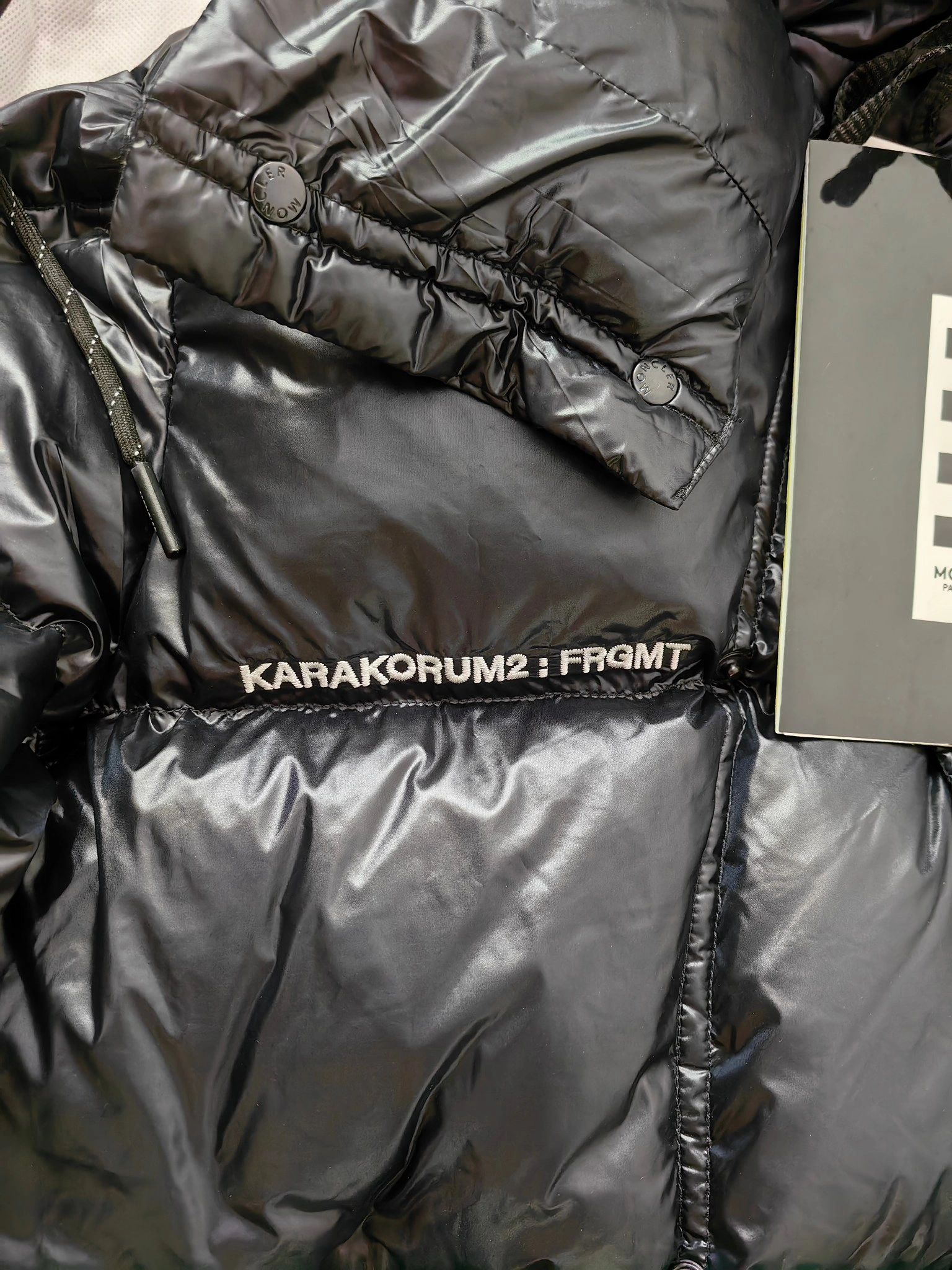 Snug Moncler Down Jackets 146122