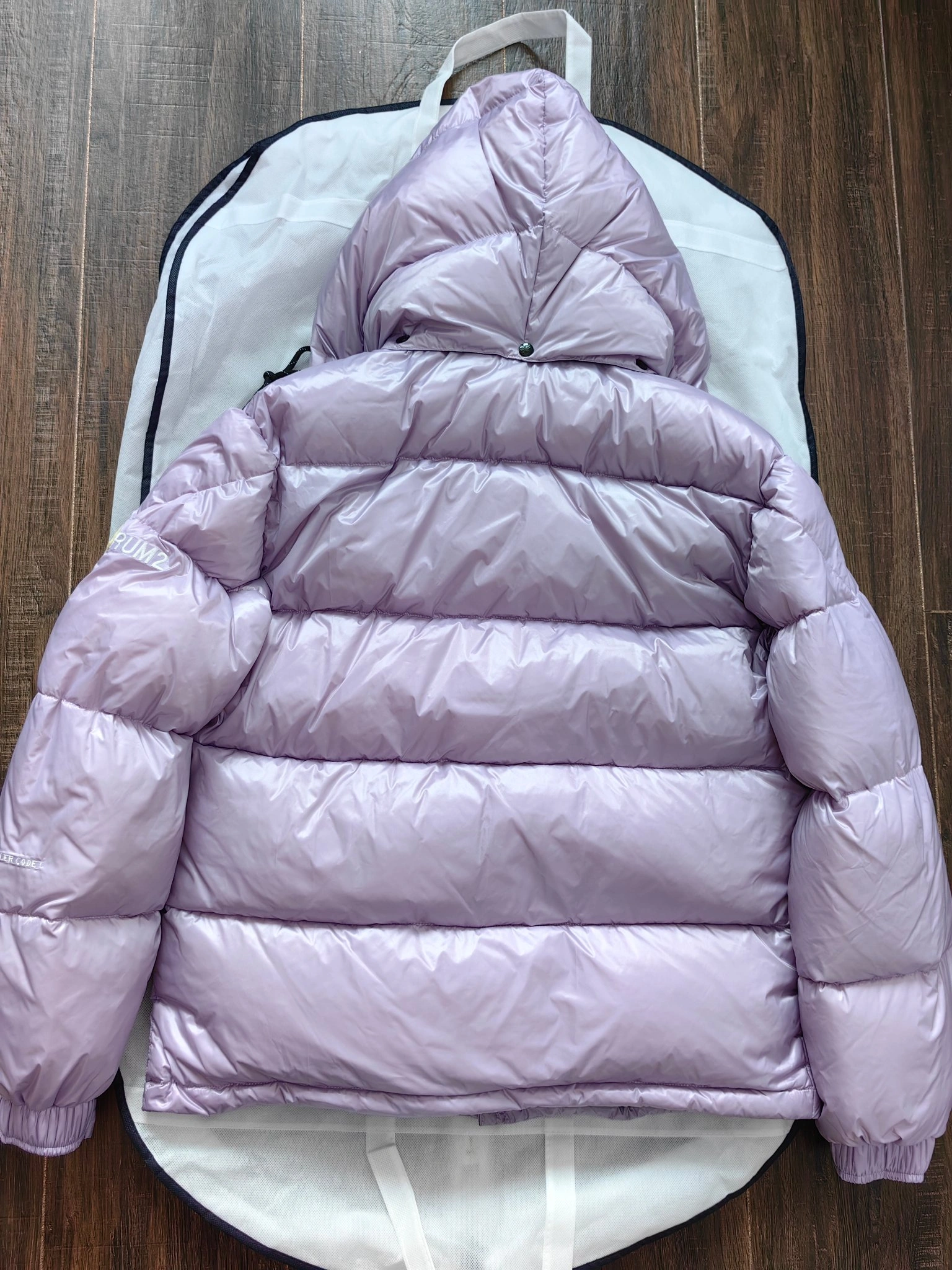 Moncler Down Jackets ComfortFit 146141