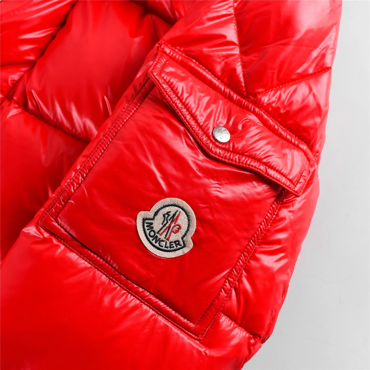 Moncler Down Jackets Refined 146126