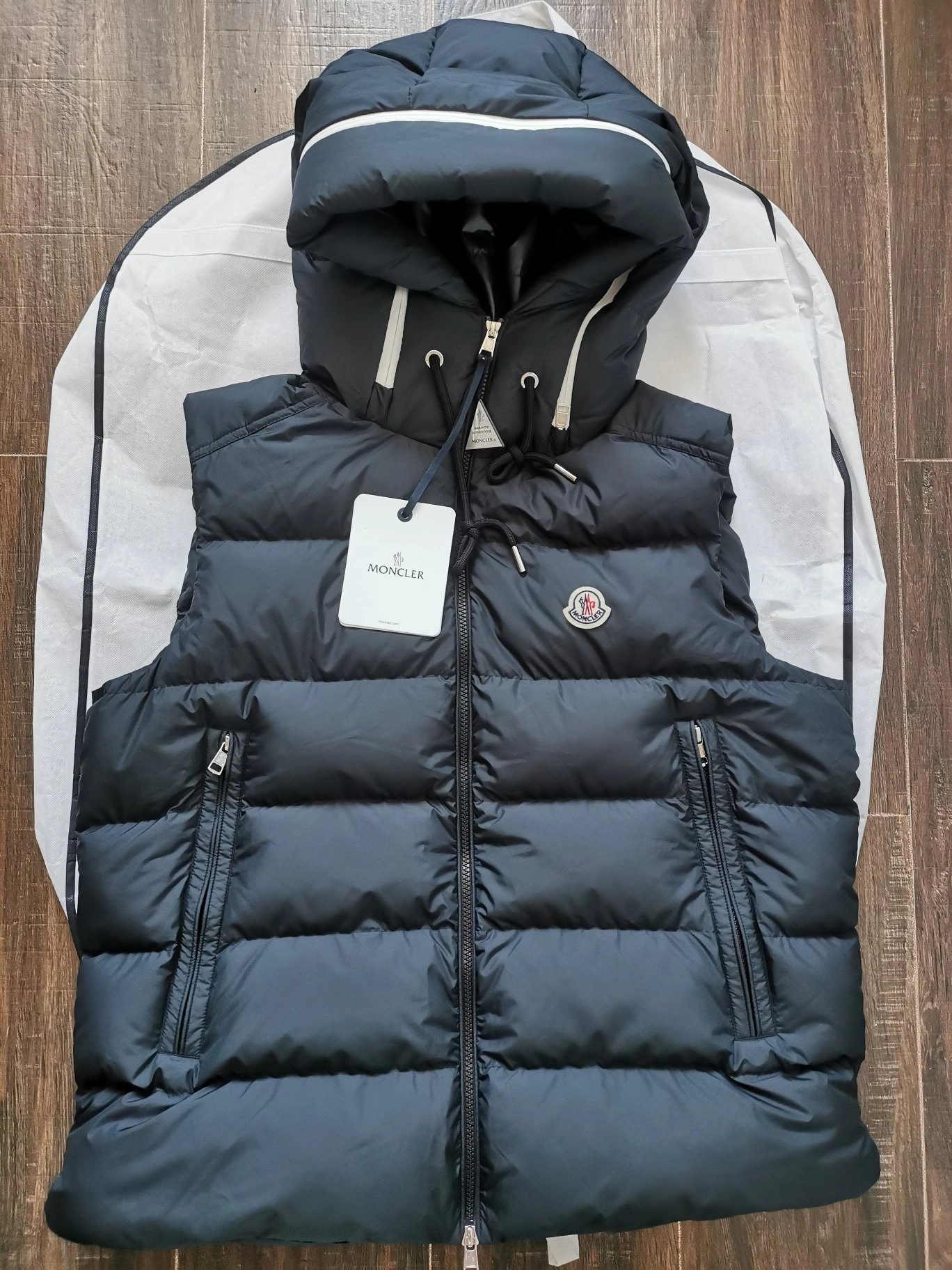 NewStyle Moncler Down Jackets 146116