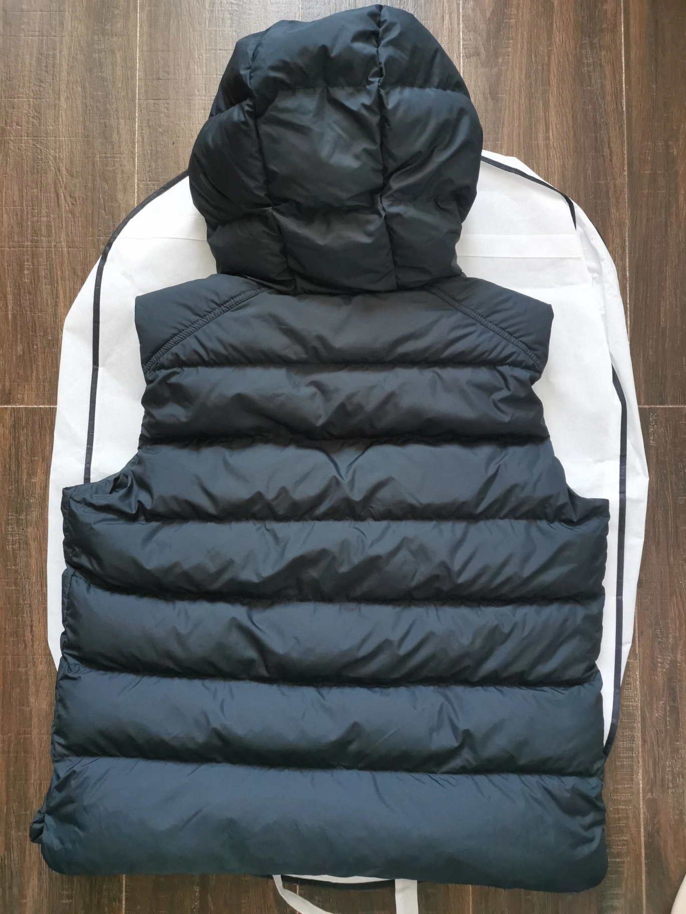 NewStyle Moncler Down Jackets 146116