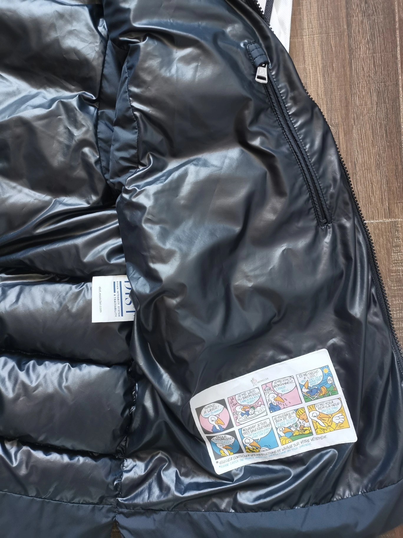 NewStyle Moncler Down Jackets 146116